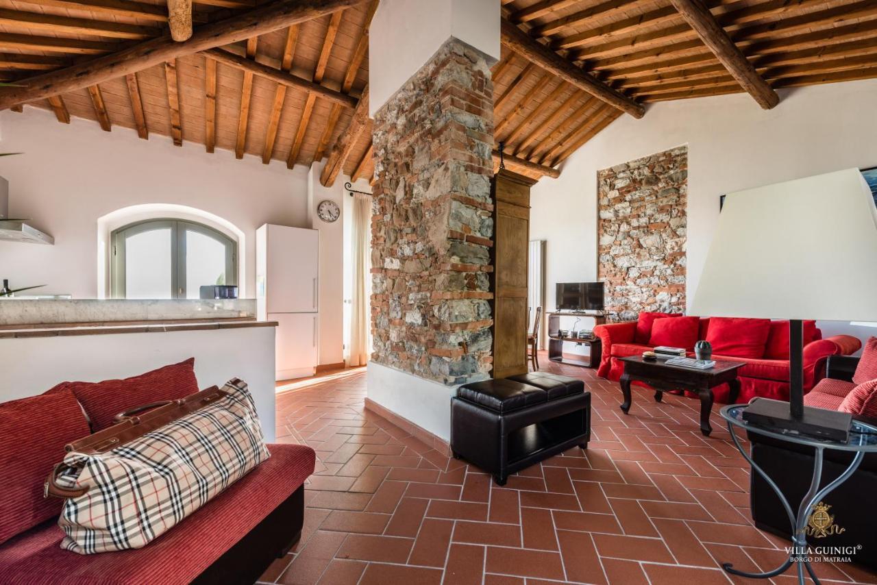 Tenuta Guinigi Antico Borgo Di Matraia - Exclusive Holidays Apartments & Pool ลุคคา ภายนอก รูปภาพ