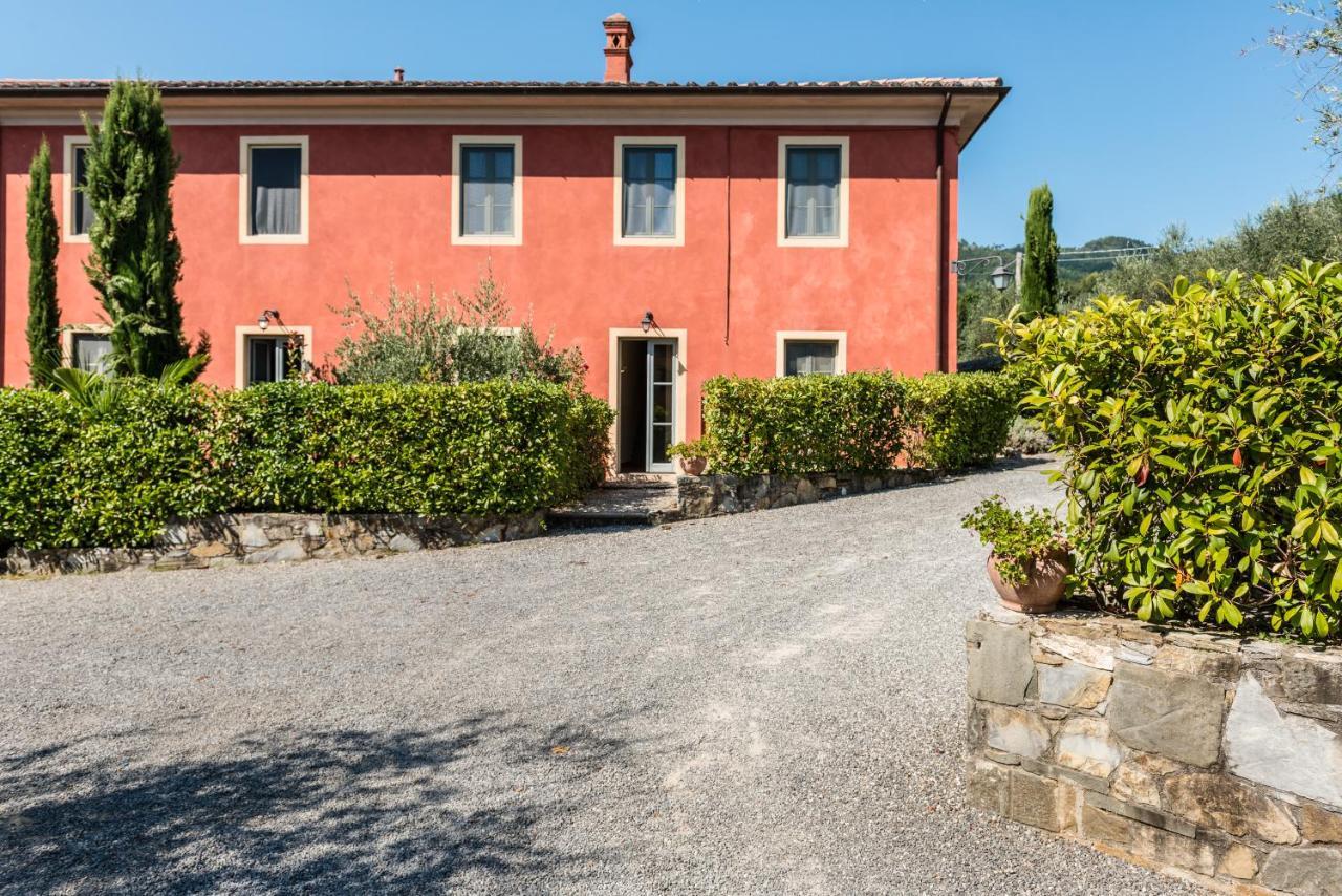 Tenuta Guinigi Antico Borgo Di Matraia - Exclusive Holidays Apartments & Pool ลุคคา ภายนอก รูปภาพ
