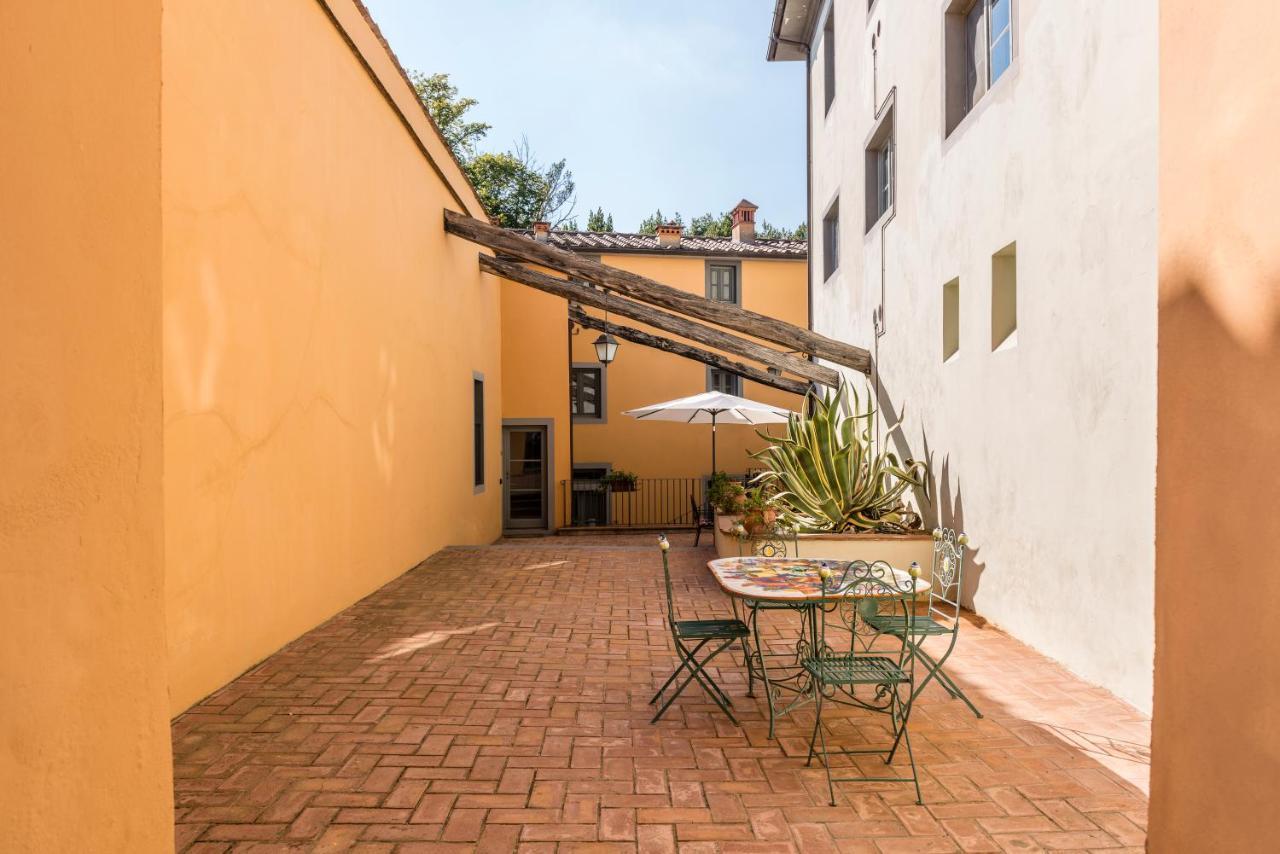 Tenuta Guinigi Antico Borgo Di Matraia - Exclusive Holidays Apartments & Pool ลุคคา ภายนอก รูปภาพ