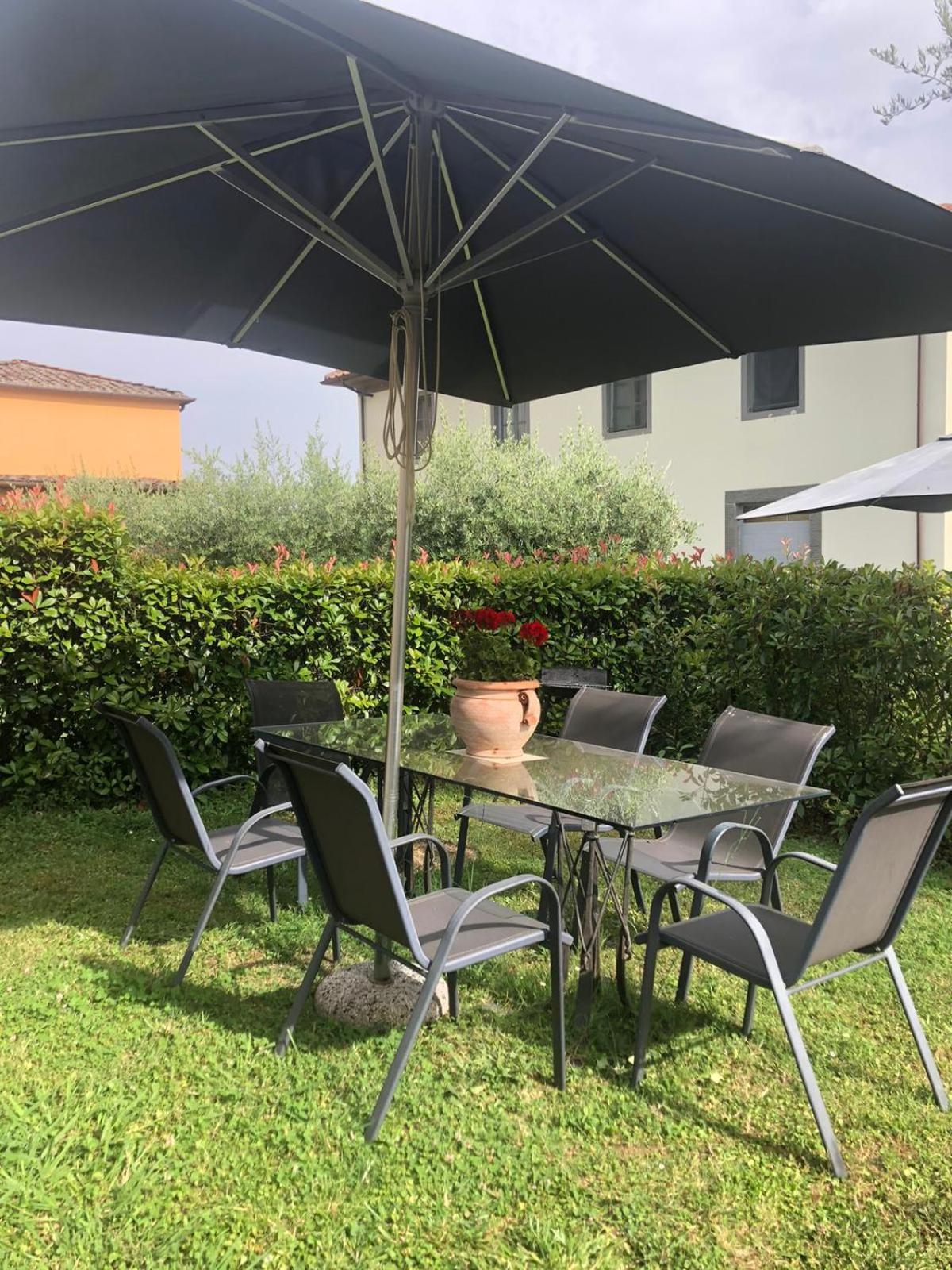 Tenuta Guinigi Antico Borgo Di Matraia - Exclusive Holidays Apartments & Pool ลุคคา ภายนอก รูปภาพ