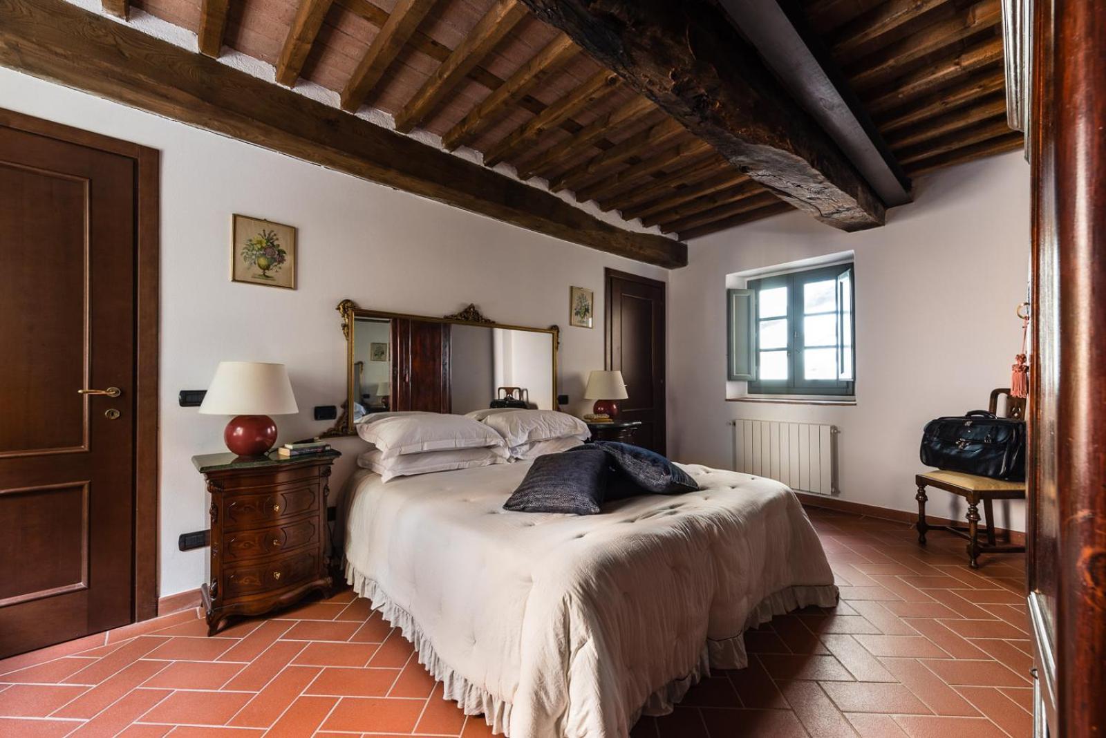 Tenuta Guinigi Antico Borgo Di Matraia - Exclusive Holidays Apartments & Pool ลุคคา ภายนอก รูปภาพ