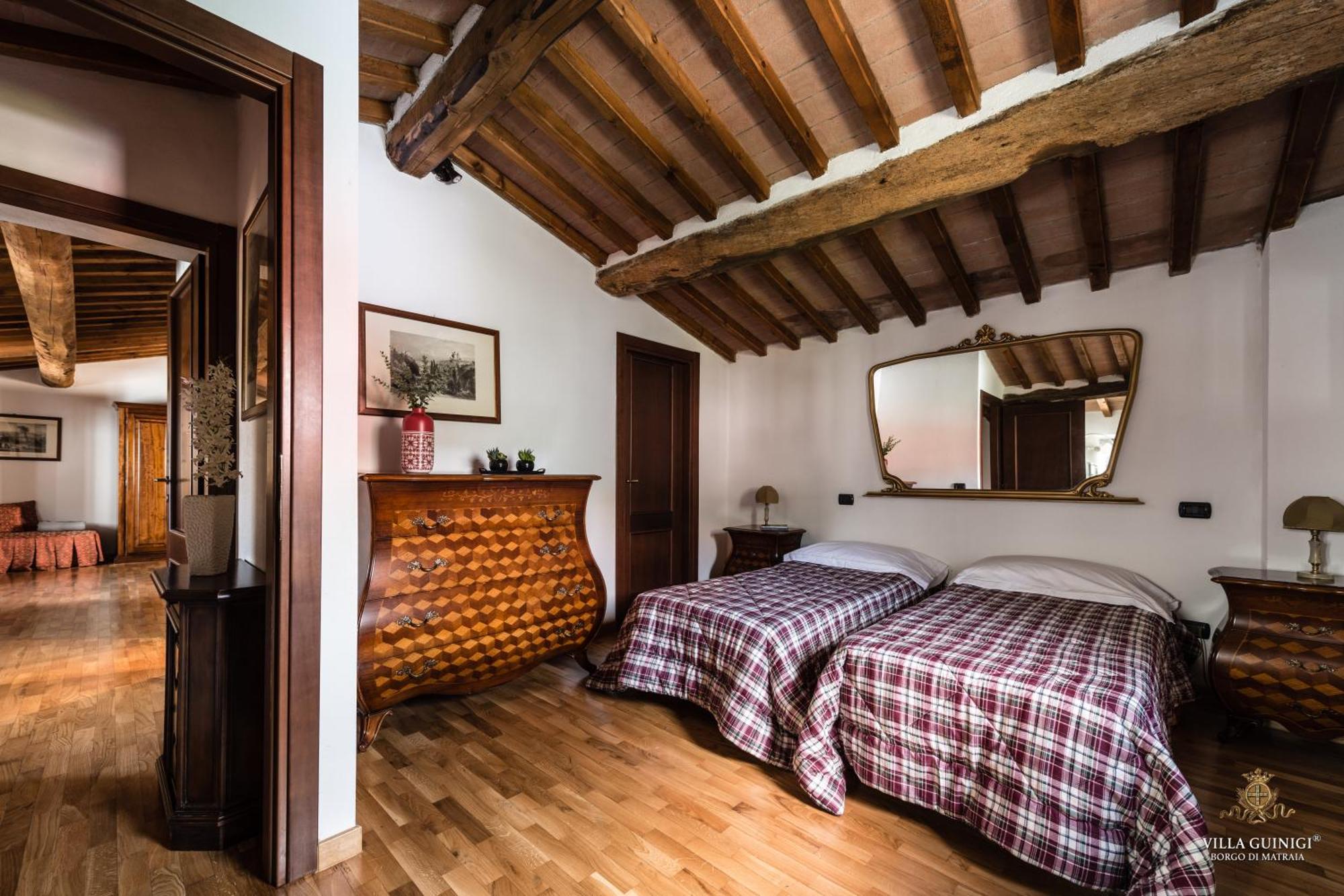 Tenuta Guinigi Antico Borgo Di Matraia - Exclusive Holidays Apartments & Pool ลุคคา ภายนอก รูปภาพ