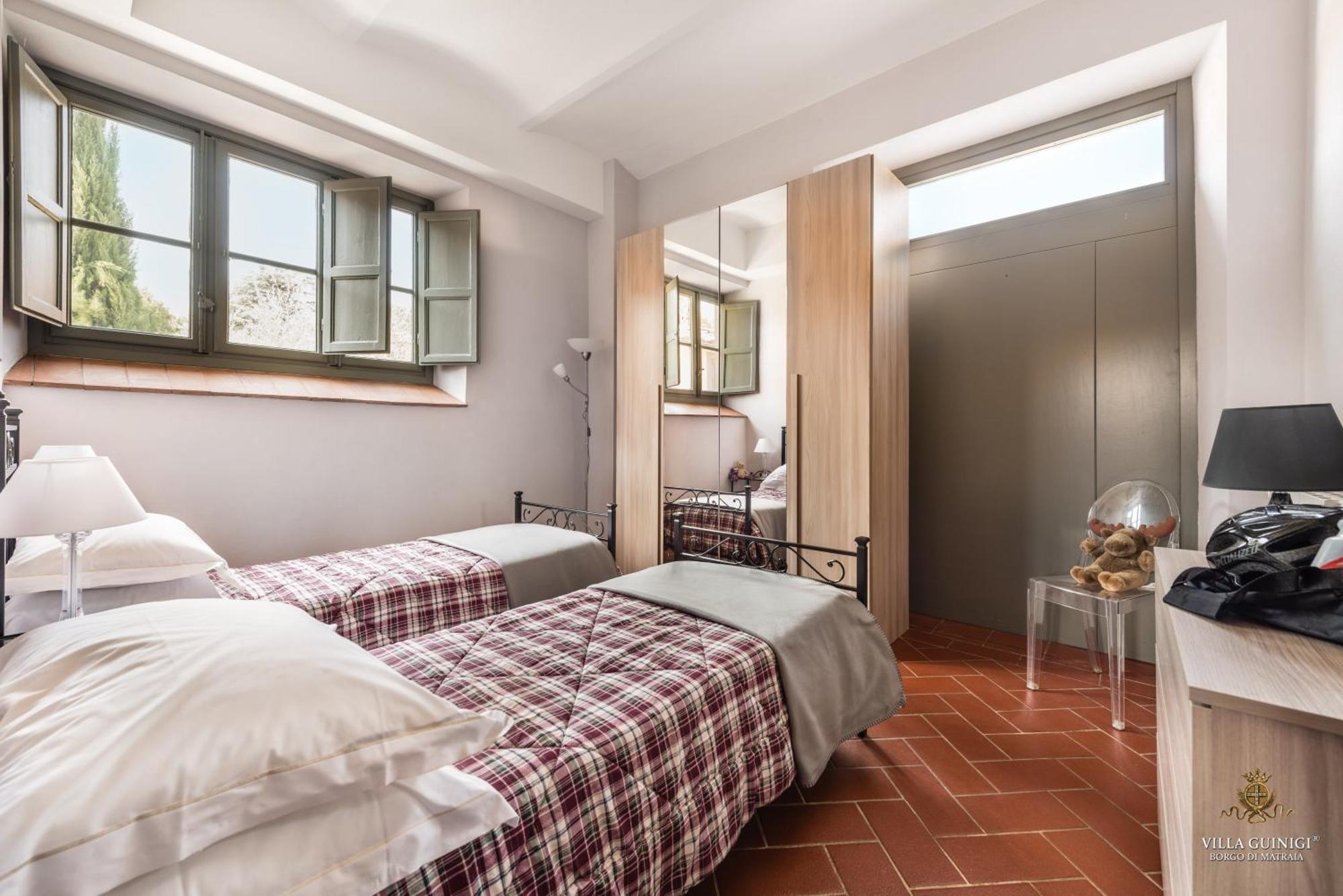 Tenuta Guinigi Antico Borgo Di Matraia - Exclusive Holidays Apartments & Pool ลุคคา ภายนอก รูปภาพ
