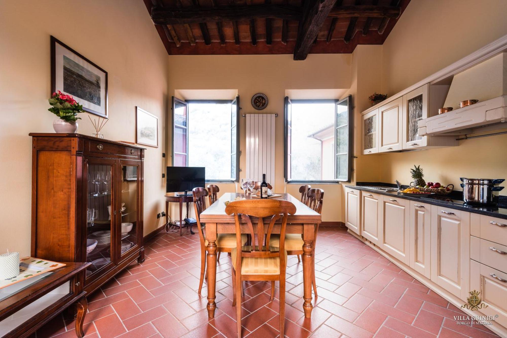 Tenuta Guinigi Antico Borgo Di Matraia - Exclusive Holidays Apartments & Pool ลุคคา ภายนอก รูปภาพ